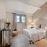 Outstanding With Heated Pool Near Uzes * Saint-Siffret