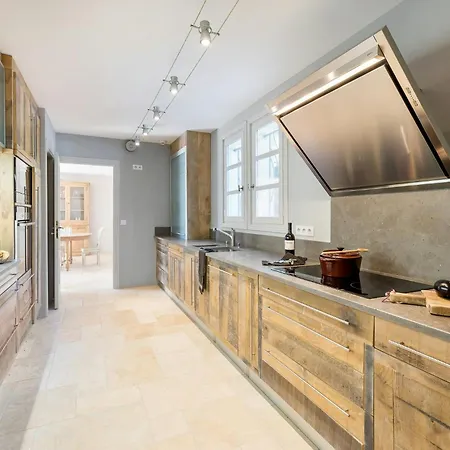 別荘 Outstanding With Heated Pool Near Uzes *