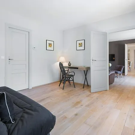 Outstanding With Heated Pool Near Uzes Ferienhaus Saint-Siffret
