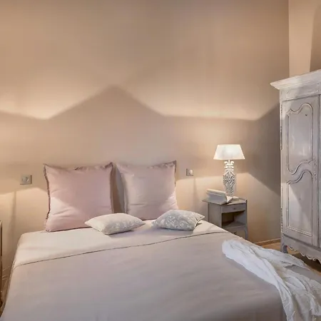 Outstanding With Heated Pool Near Uzes Ferienhaus *